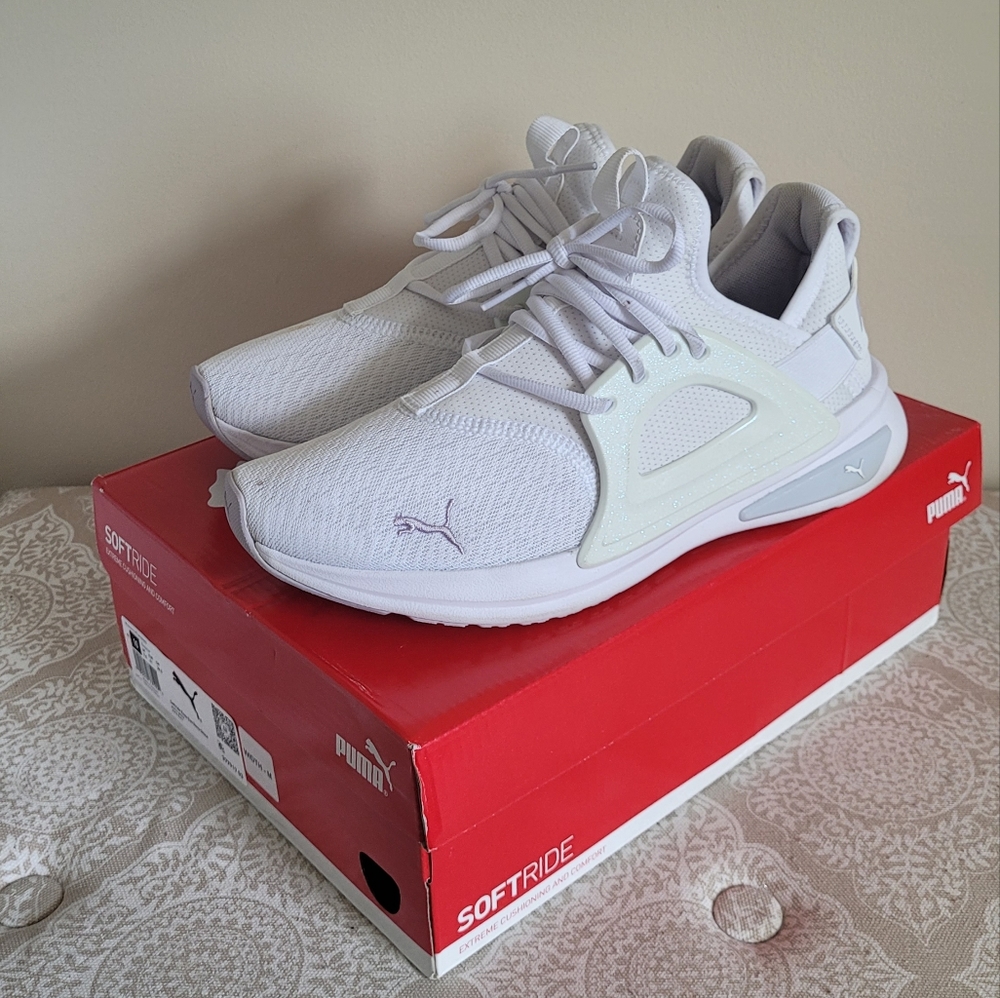 Puma Womens Softride Enzo White Sneakers Size 10